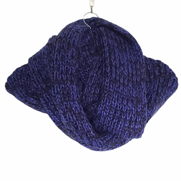 Mossimo Blue Black Chunky Yarn Blanket Infinity Scarf. Ultra warm. - Picture 2 of 4